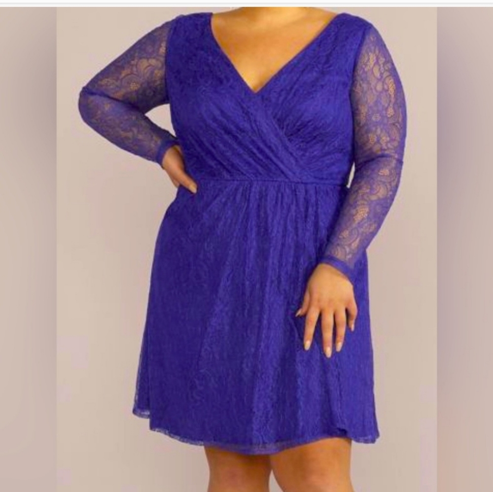 NWT Blue Long Sleece Wrap Lace Cocktail Dress